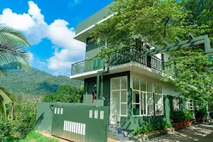 Green Peace Holiday Home image