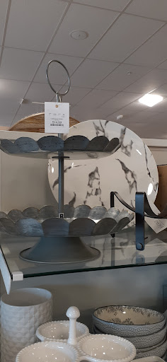 Home Goods Store «HomeGoods», reviews and photos, 4847 E Ray Rd, Phoenix, AZ 85044, USA