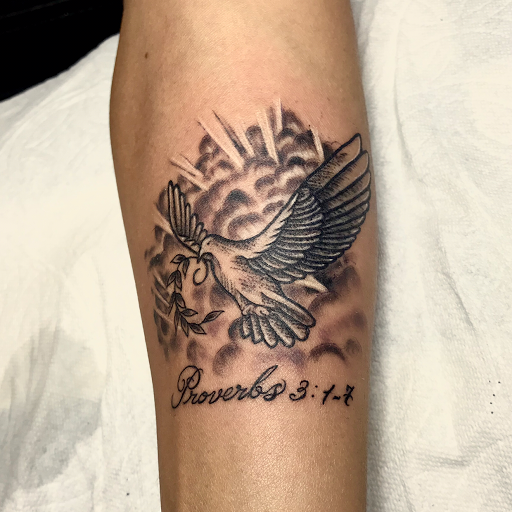 Tattoo Shop «Pare Eddie Tattoo & Piercing Salon», reviews and photos, 14181 Newport Ave e, Tustin, CA 92780, USA