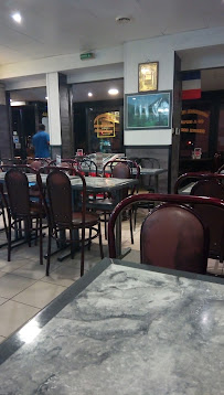 Atmosphère du Restaurant de döner kebab Restaurant AB Istanbul à Saint-Denis - n°4