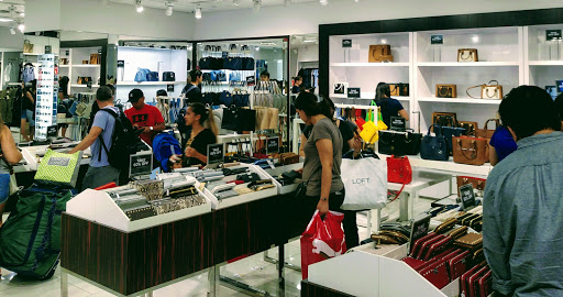 Shopping Mall «Orlando Outlet Marketplace», reviews and photos, 5269 International Dr, Orlando, FL 32819, USA