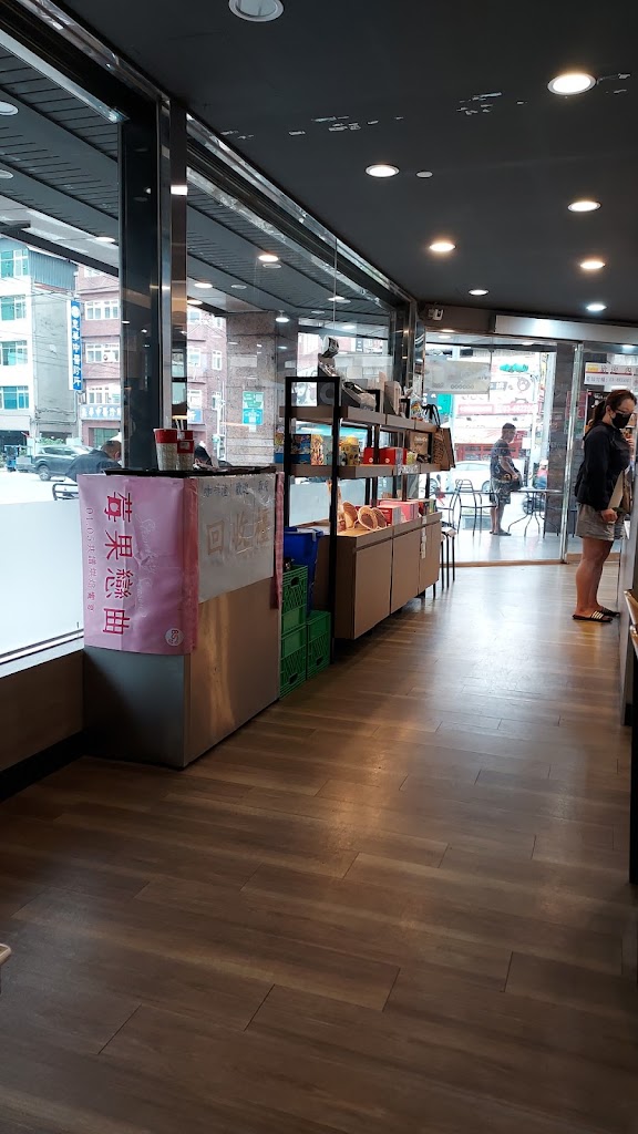 85度C咖啡蛋糕飲料(平鎮民族店) 的照片