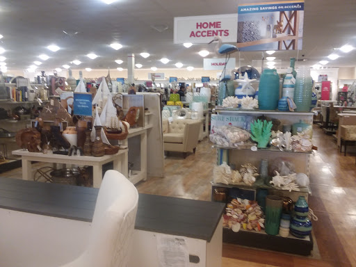 Department Store «HomeGoods», reviews and photos, 10813 Zelzah Ave, Granada Hills, CA 91344, USA