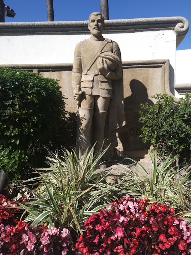 Park «Mike Ward Community Park Woodbridge», reviews and photos, 20 Lake Rd, Irvine, CA 92604, USA