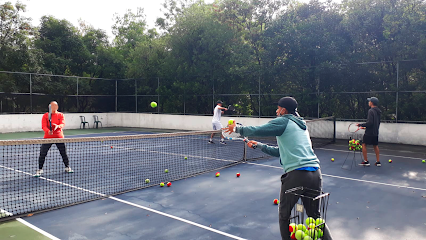 Academia de Tenis Gochavent Parque Japón
