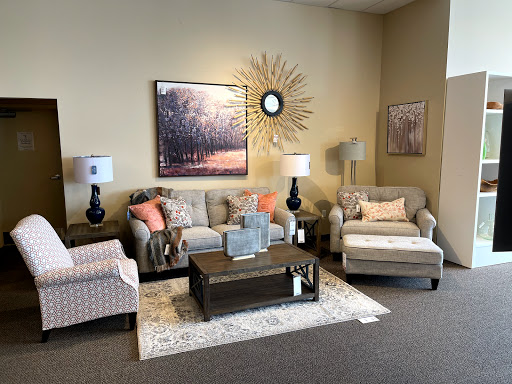 Furniture Store «La-Z-Boy Furniture Galleries», reviews and photos, 2301 York Rd, Timonium, MD 21093, USA