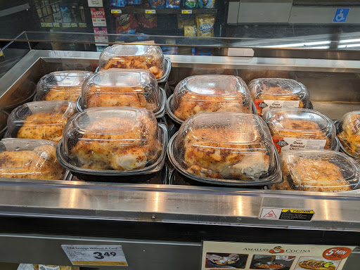 Grocery Store «Smart & Final Extra!», reviews and photos, 250 E 10th St, Gilroy, CA 95020, USA