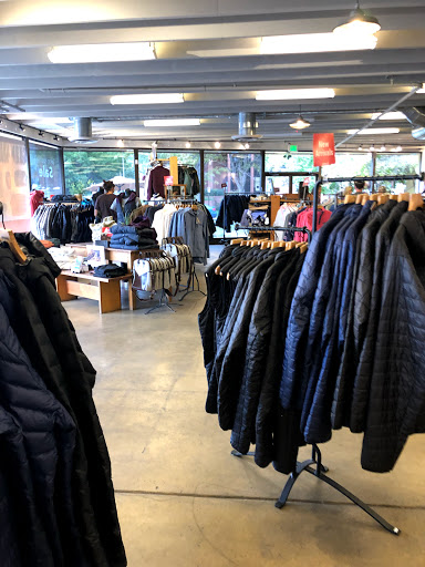Clothing Store «Patagonia Outlet Salt Lake City», reviews and photos, 2292 S Highland Dr, Salt Lake City, UT 84106, USA