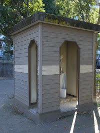 幸中央公園 公衆トイレ