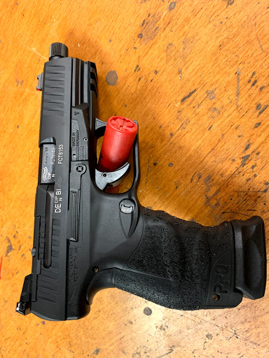 Gun Shop «Bergen Sporting Goods», reviews and photos, 649 Bergen Blvd, Ridgefield, NJ 07657, USA