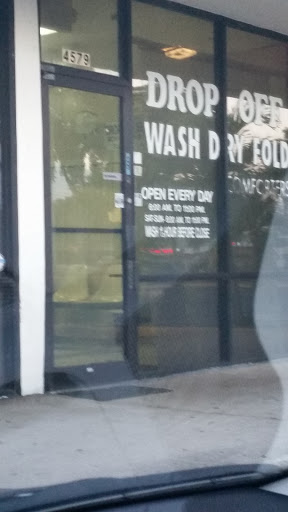 Laundromat «Sun Village Coin Laundry», reviews and photos, 4579 N University Dr, Lauderhill, FL 33351, USA