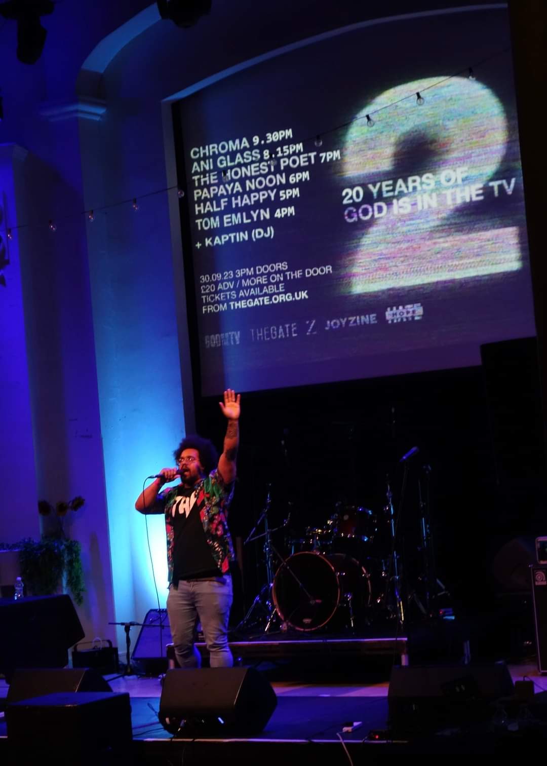 The Honest Poet performing onstage.