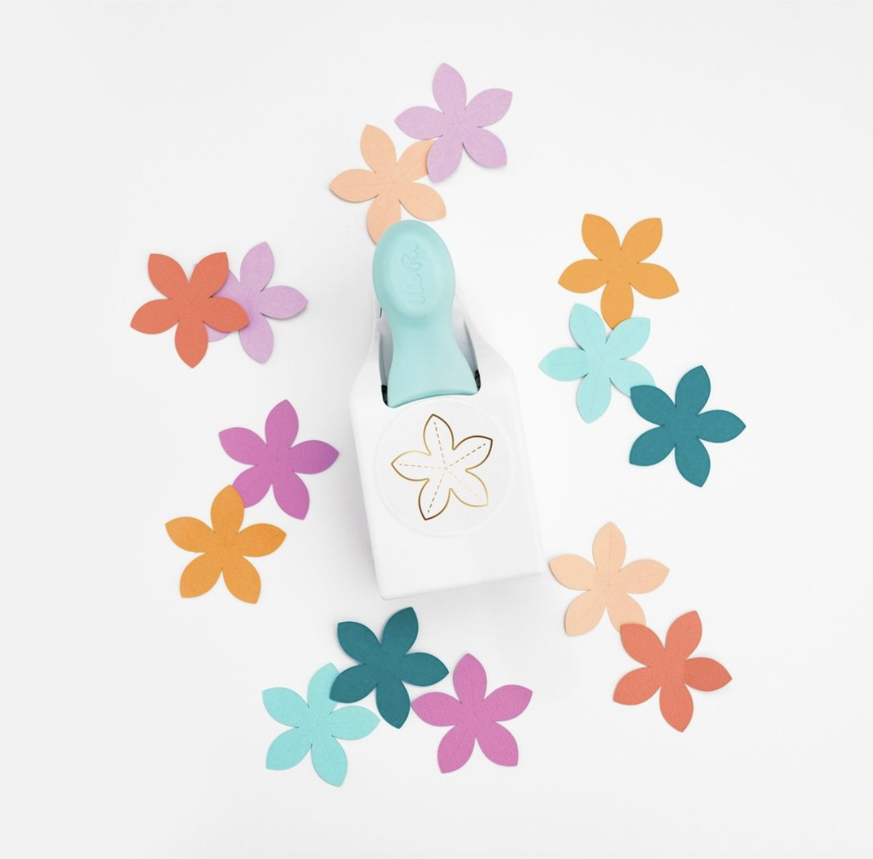 Paper punches are available in a wide variety of shapes, like this flower-shaped punch from @wermemorykeepers. 