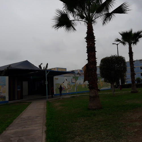 Opiniones de I.E.I. SANTA ROSA en Callao - Escuela