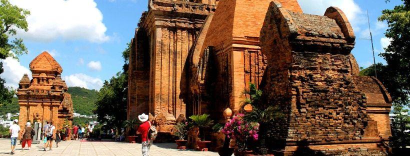 La tour de Cham Po Nagar