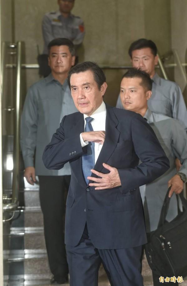 中交易案，馬英九庭訊15小時獲請回。（記者方賓照攝）