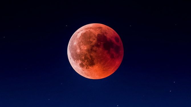 Повне місячне затемнення 16 травня 2022: коли спостерігати Кривавий Місяць? 3