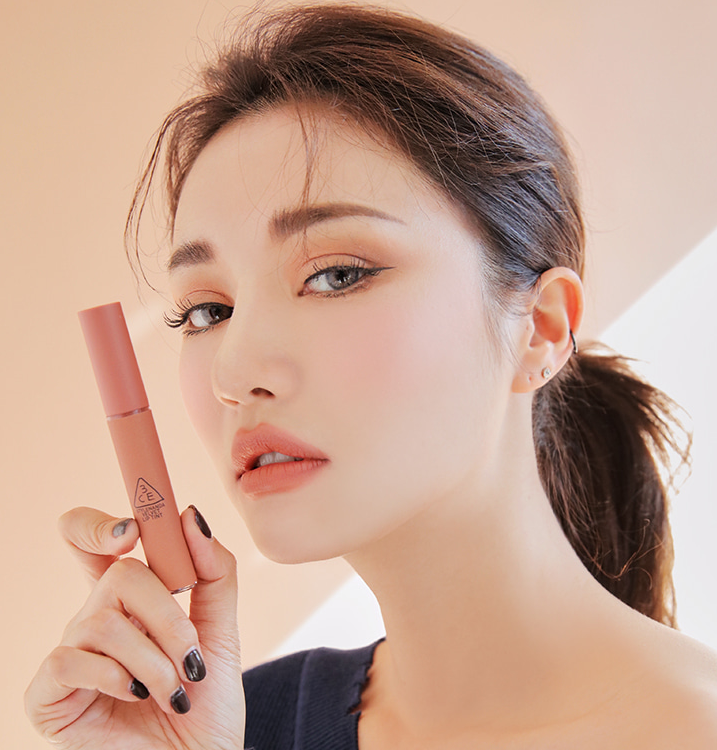 C:\Users\marketing05\Desktop\韓國3CE(3CONCEPT EYES)~天鵝絨霧面唇釉D396685\裸色 (1).png