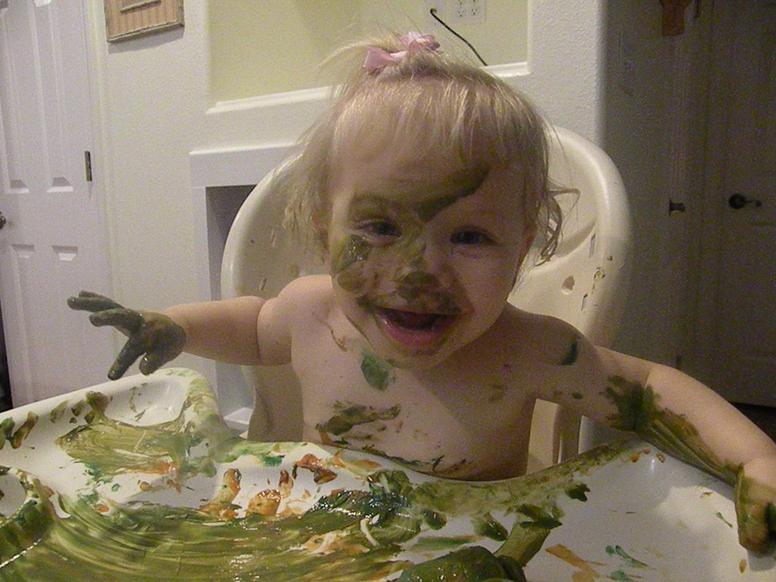 messy toddler
