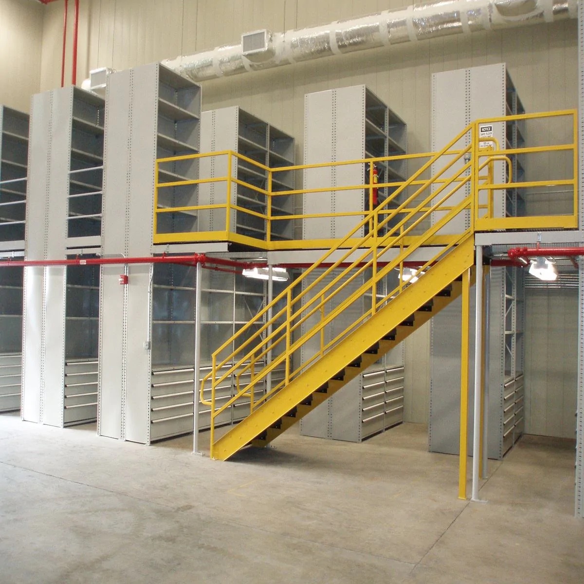 Shelving-supported mezzanine system