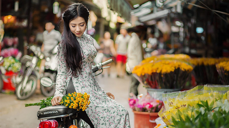 Điạ điểm chụp ảnh tết: Chợ hoa Hồ Thị Kỷ