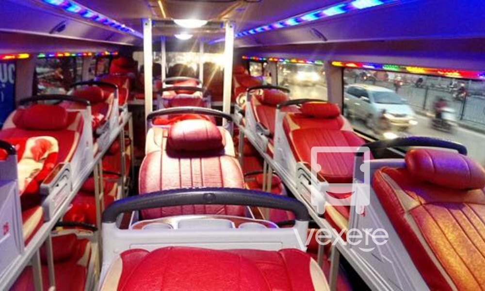Nội thất xe Chinh Lê đi Điện Biên từ Hà Nội