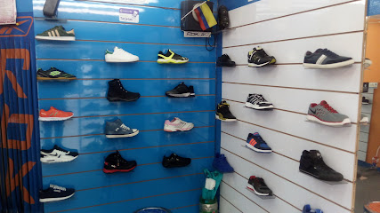 The Outlet Tenis
