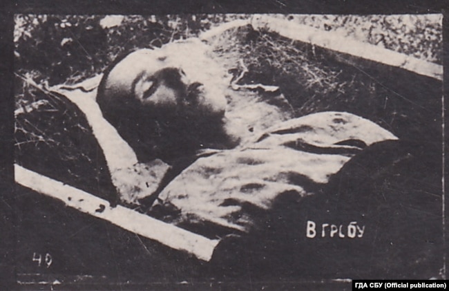 Сын Николая Боканя, Константин, лежит в гробу. Место хранения фото: государственный архив СБУ, фонд 6, дело 75489-фк, том 2