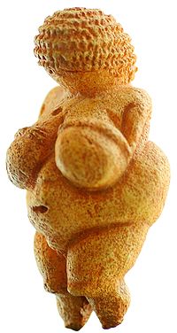 200px-Venus_von_Willendorf_01.jpg