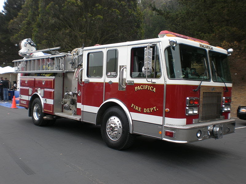 File:Pacifica FD fire engine.JPG
