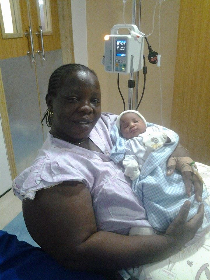 Nigerian Woman Delivers Baby Boy After 21 Years Of Barrenness