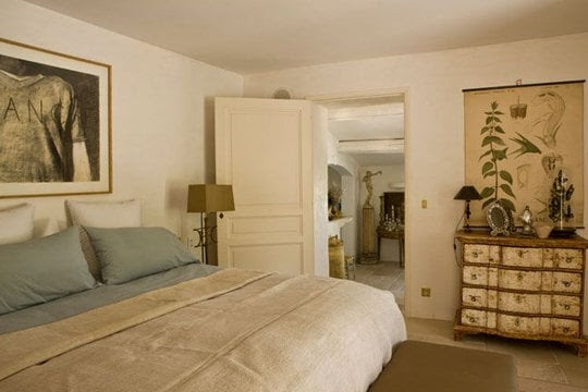 Chambre épurée et zen