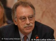 Dr.  Franz-Lothar Altmann.