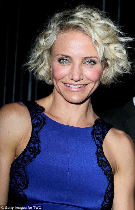 http://i.dailymail.co.uk/i/pix/2012/01/16/article-2087396-0F7D231100000578-804_468x727.jpg