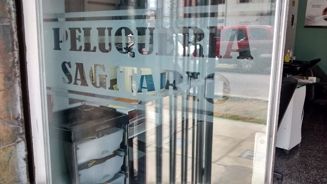 Opiniones de Peluquería Sagitario en Cañete - Barbería
