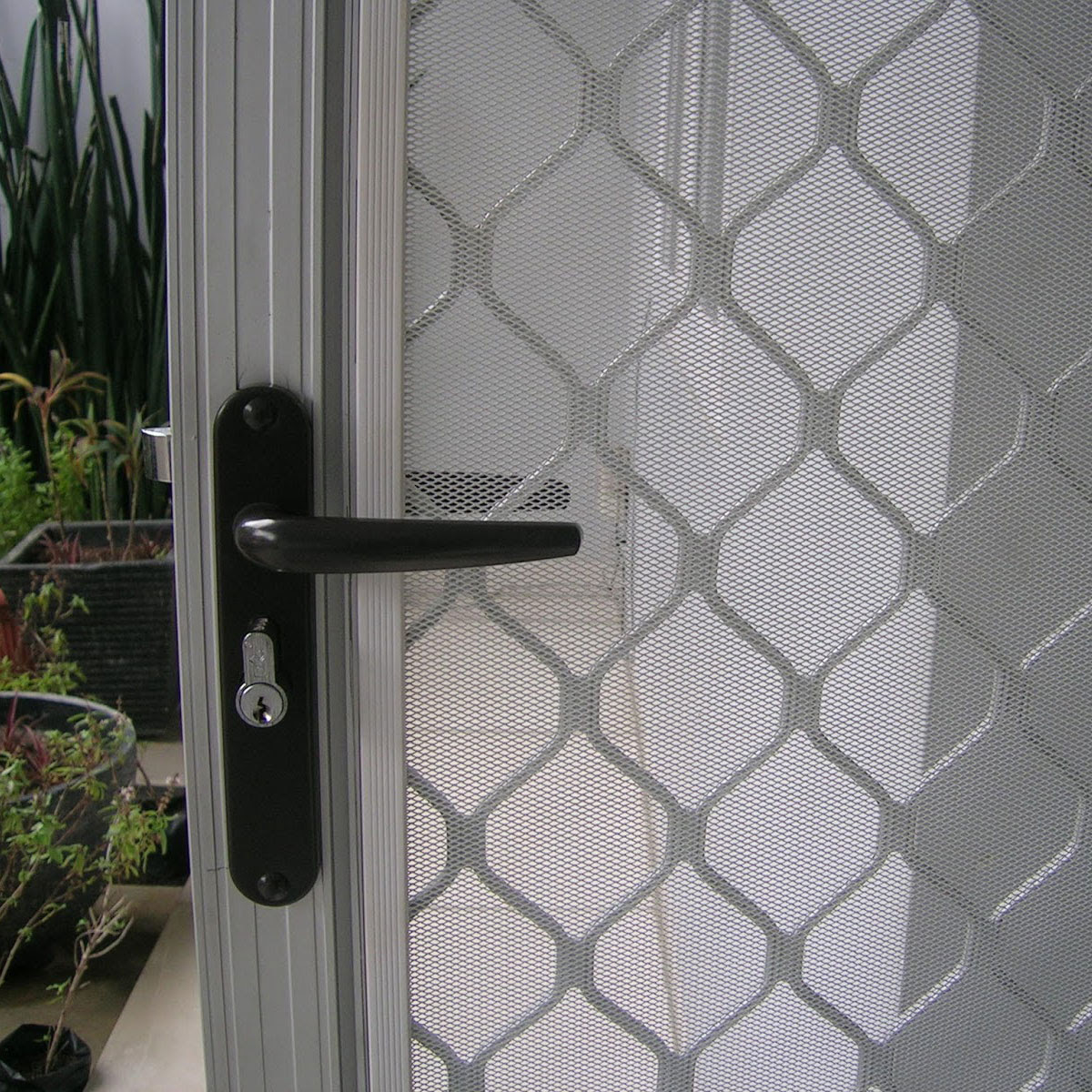 Pintu Kawat Nyamuk Aluminium Distributor Resmi Pintu Kawat Nyamuk Aluminium Distributor Resmi