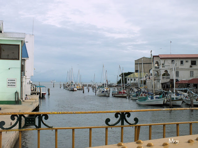 11_28_2012 fx belize 069