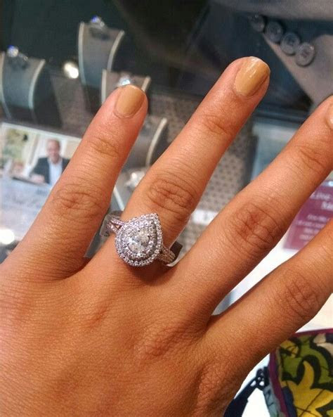 25 best ideas about Teardrop Engagement Rings on 25 best ideas about Teardrop Engagement Rings on