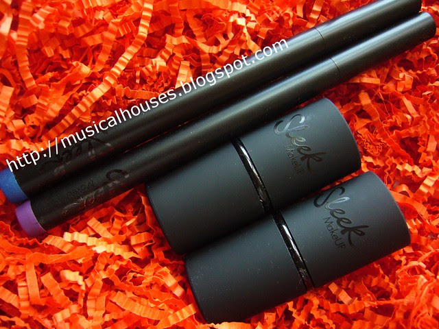 sleek lipstick flick it eyeliner2