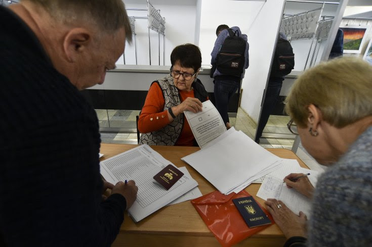 Ukrainian politician claims armed groups in Moscow-held regions are coercing people to vote in referendum to join Russia