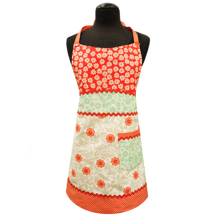 Riley Blake Verona Apron in Rouge