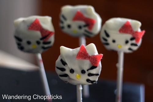 Hello Kitty Cake Pops 1