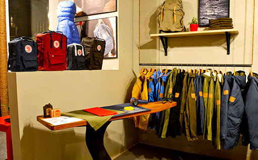 Outdoor Sports Store «Fjällräven Boston», reviews and photos, 304 Newbury St, Boston, MA 02115, USA