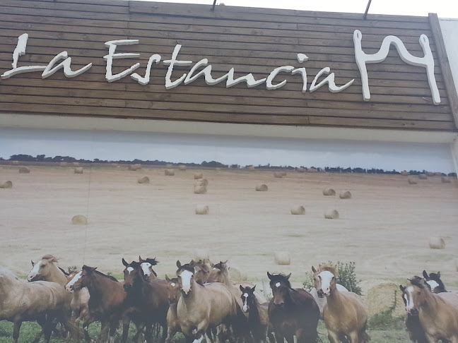 Av. Juca Batista, 4705 - Loja 1 - Hípica, Porto Alegre - RS, 91755-831, Brasil