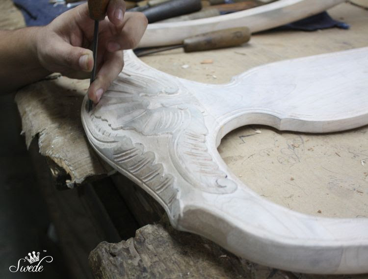 Hand carving the detailslo