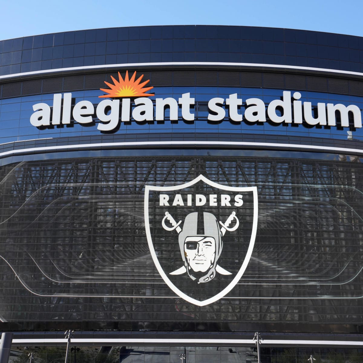 Former Raiders Employees Detail Accounts of Front Office Dysfunction
