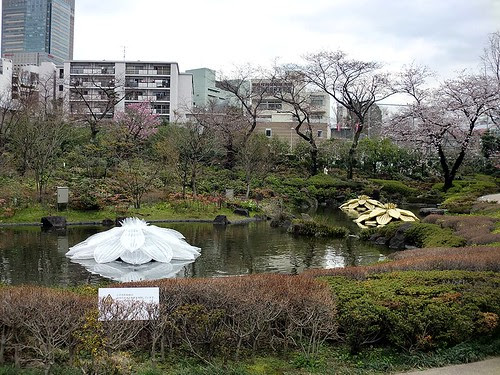 Roppongi Hills, Mori Garden: CHOI Jeong Hwa: Lotus