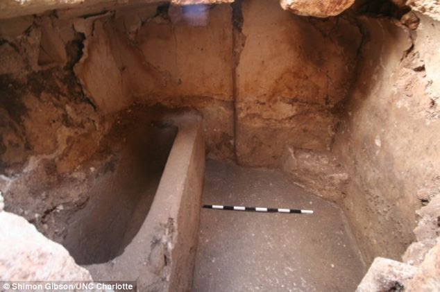 Archaeologists have unearthed an ancient bathtub 