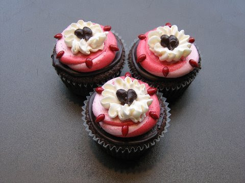 Valentine's cupcakes from Swirlz Cupcakes