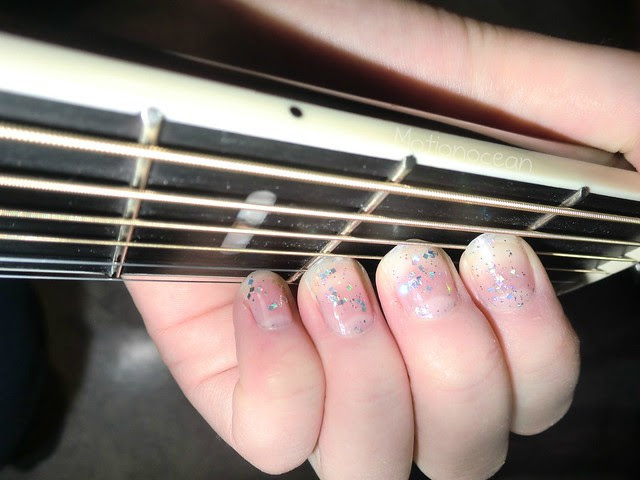 nails